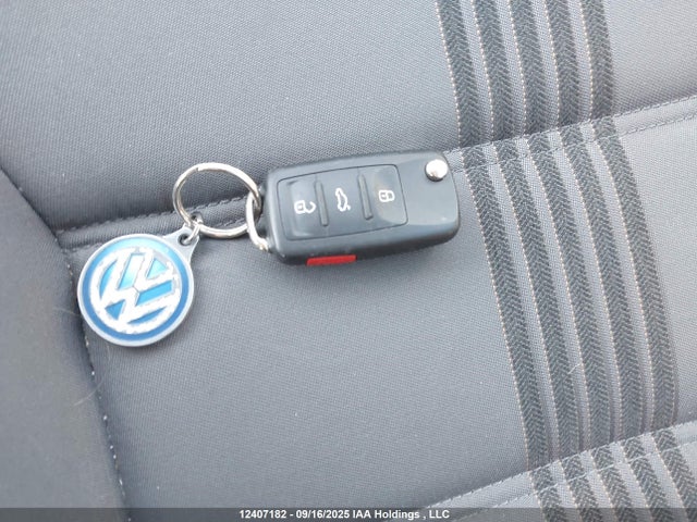 Volkswagen 1.4 tsi 2017 3VWDB7AJ2HM372134 Image 11