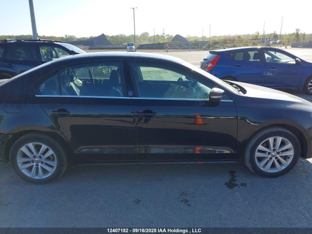 Volkswagen 1.4 tsi 2017 3VWDB7AJ2HM372134 Image 14