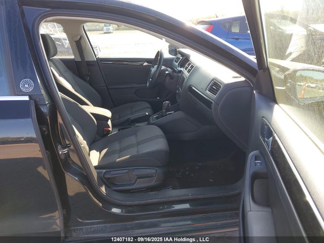 Volkswagen 1.4 tsi 2017 3VWDB7AJ2HM372134 Image 5