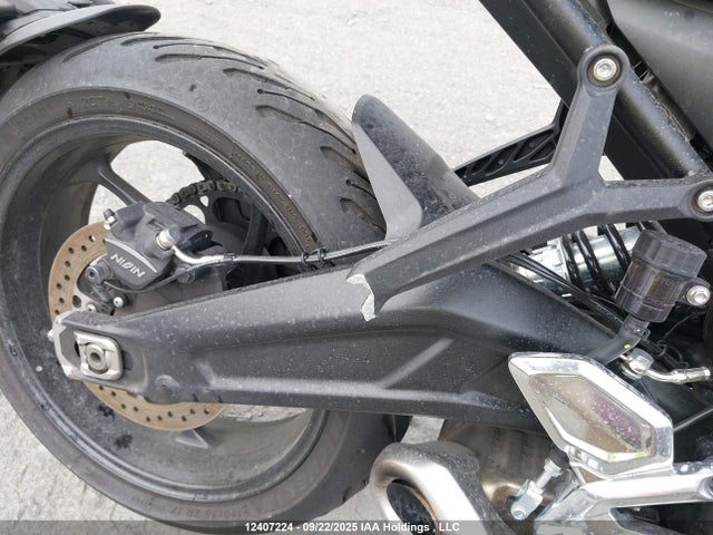Triumph Motorcycle Trident 2022 SMTL10UL0NTAZ0985 Image 20