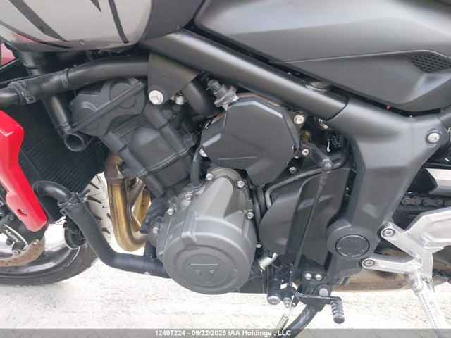 Triumph Motorcycle Trident 2022 SMTL10UL0NTAZ0985 Image 9