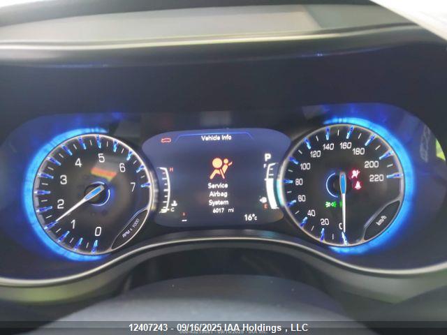 Chrysler 2025 2025 2C4RC1GG8SR602046 Image 8