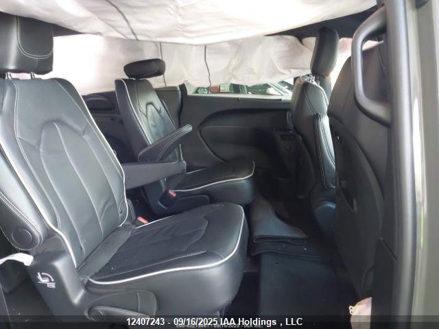 Chrysler 2025 2025 2C4RC1GG8SR602046 Image 9