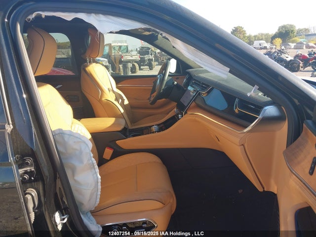 1C4RJHEG5P8754418 Jeep Grand Cherokee