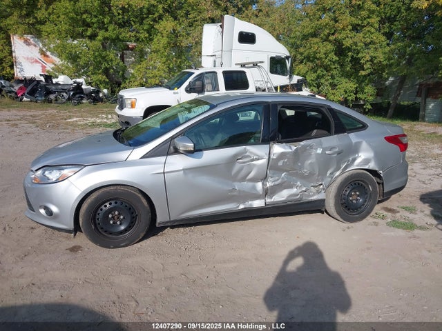 Ford Focus 2014 1FADP3F24EL384111 Image 15