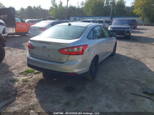 Ford Focus 2014 1FADP3F24EL384111 Image 4