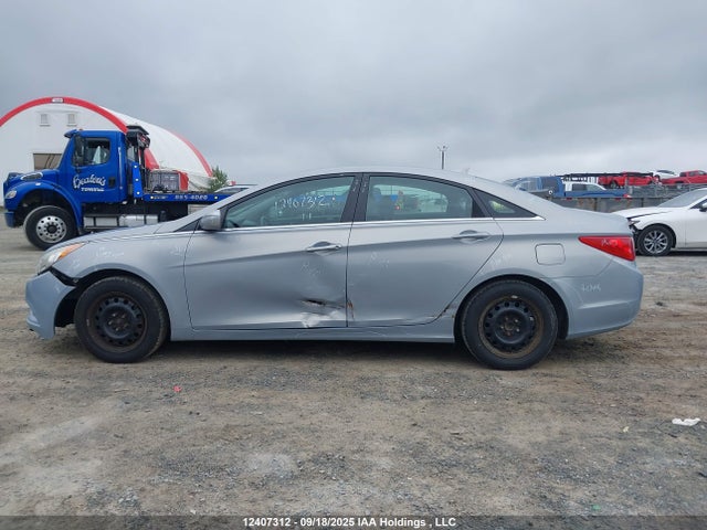 12407312 :رقم المزاد ، 5NPEB4AC6BH205246 vin ، 2011 Hyundai Sonata Gl مزاد بيع