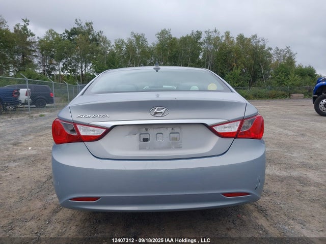 12407312 :رقم المزاد ، 5NPEB4AC6BH205246 vin ، 2011 Hyundai Sonata Gl مزاد بيع