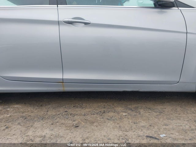 12407312 :رقم المزاد ، 5NPEB4AC6BH205246 vin ، 2011 Hyundai Sonata Gl مزاد بيع