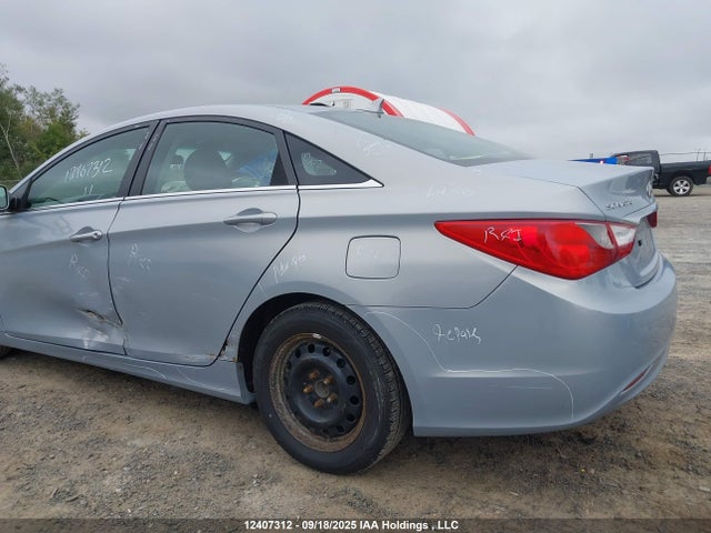 12407312 :رقم المزاد ، 5NPEB4AC6BH205246 vin ، 2011 Hyundai Sonata Gl مزاد بيع