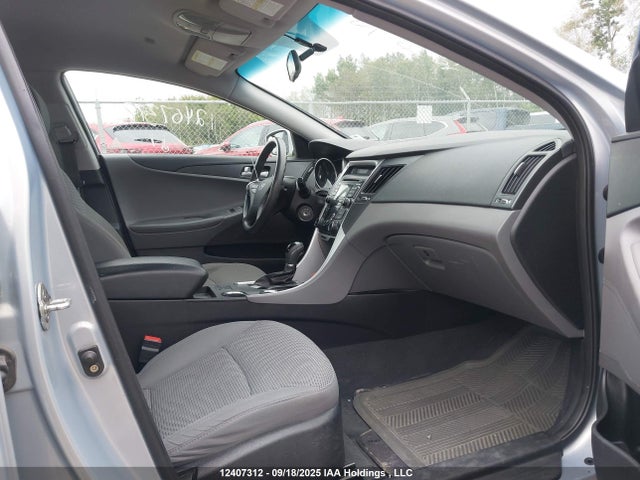12407312 :رقم المزاد ، 5NPEB4AC6BH205246 vin ، 2011 Hyundai Sonata Gl مزاد بيع
