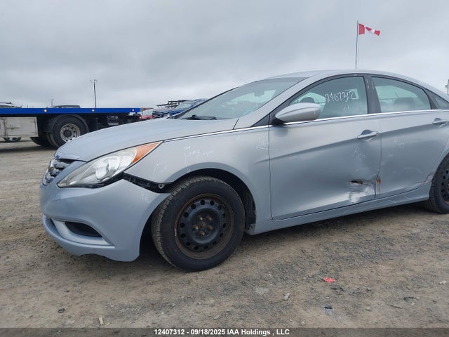 12407312 :رقم المزاد ، 5NPEB4AC6BH205246 vin ، 2011 Hyundai Sonata Gl مزاد بيع