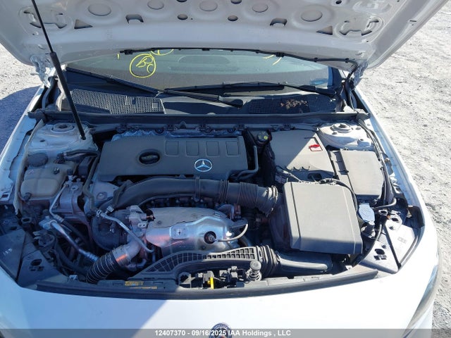 WDD3G4FB8LW042299 Mercedes-Benz m260