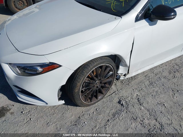 WDD3G4FB8LW042299 Mercedes-Benz m260