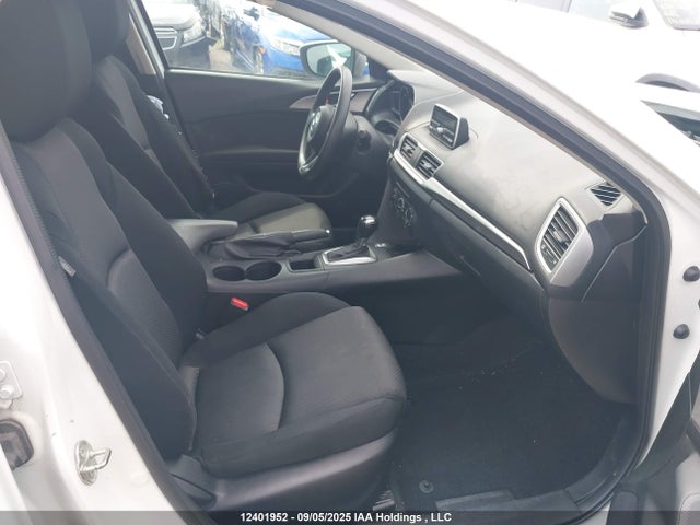 JM1BN1U79H1118108 Mazda pe
