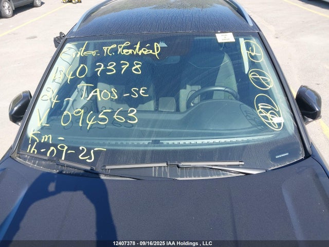 3VVSX7B27RM094563 Volkswagen tsi