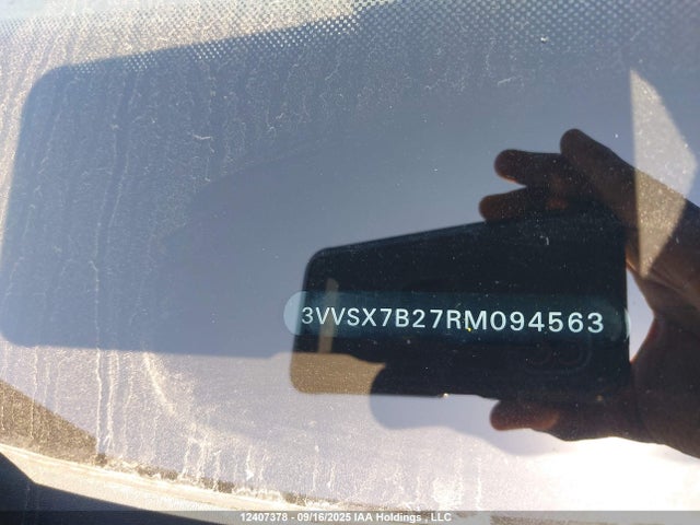 3VVSX7B27RM094563 Volkswagen tsi