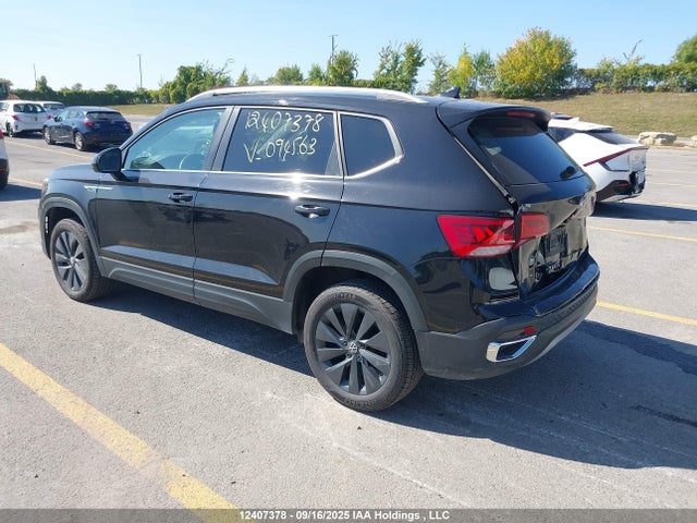 3VVSX7B27RM094563 Volkswagen tsi