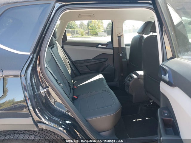 3VVSX7B27RM094563 Volkswagen tsi