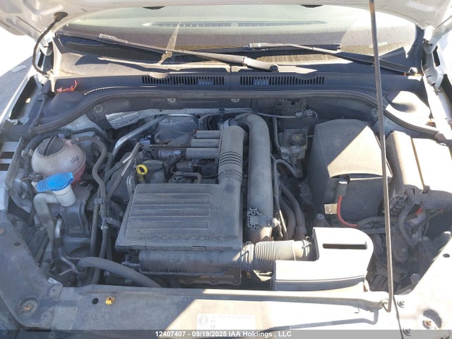 Volkswagen 1.4 tsi 2017 3VW2B7AJ7HM324779 Image 10