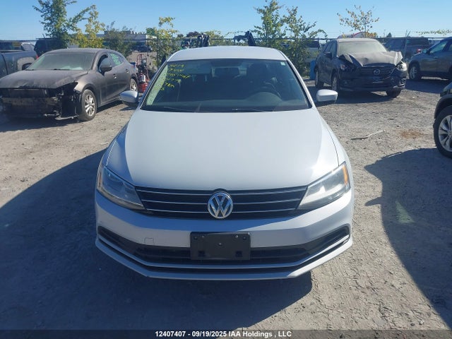Volkswagen 1.4 tsi 2017 3VW2B7AJ7HM324779 Image 12