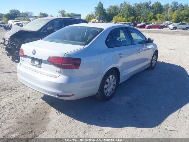 Volkswagen 1.4 tsi 2017 3VW2B7AJ7HM324779 Image 4