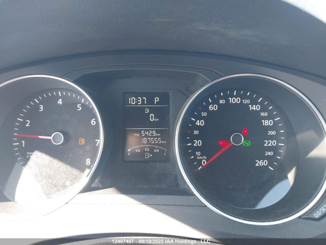 Volkswagen 1.4 tsi 2017 3VW2B7AJ7HM324779 Image 7