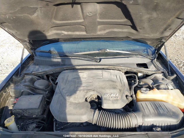 Chrysler 300 2016 2C3CCABG0GH224142 Image 10