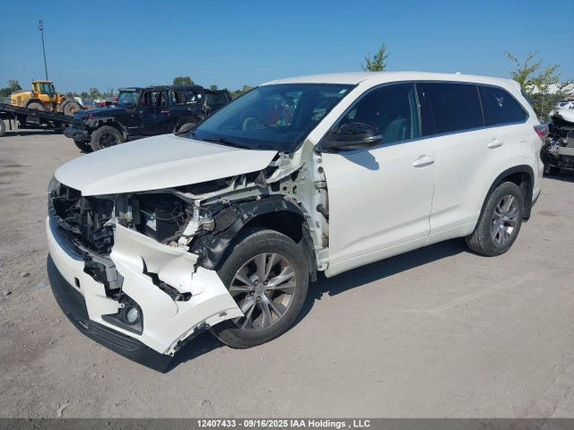 5TDZKRFH0ES011166 Toyota 2gr-fe