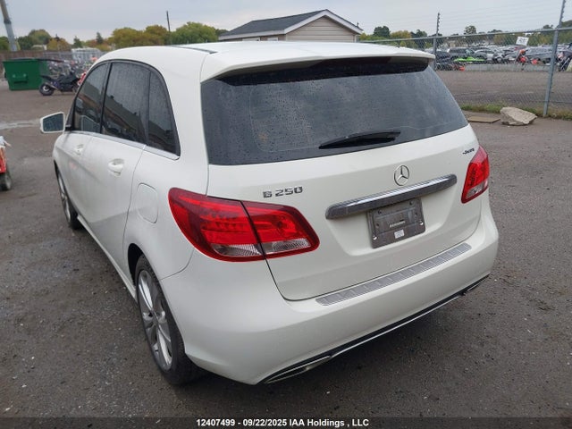 WDDMH4GB9GJ396500 Mercedes-Benz B-Class