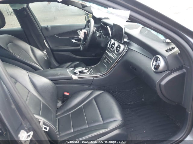 55SWF4KB9GU166493 Mercedes-Benz C-Class