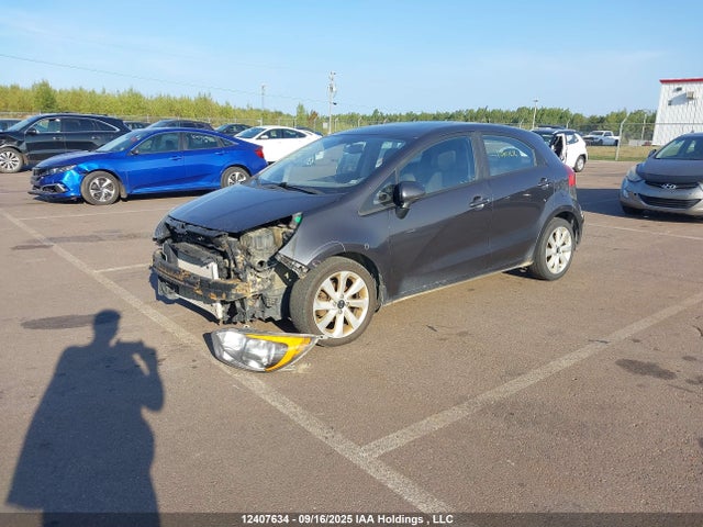 KIA gamma 2016 KNADN5A35G6640654 Image 2