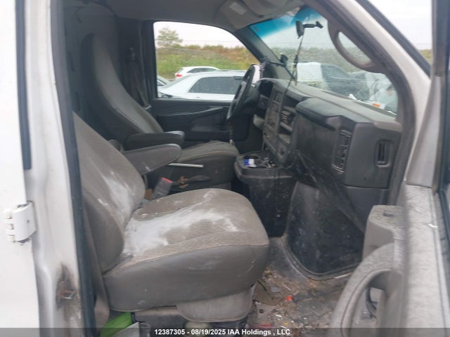 GMC l20 - flex fuel(gas/ethanol), iron 2014 1GTW7GBA4E1135701 Image 5
