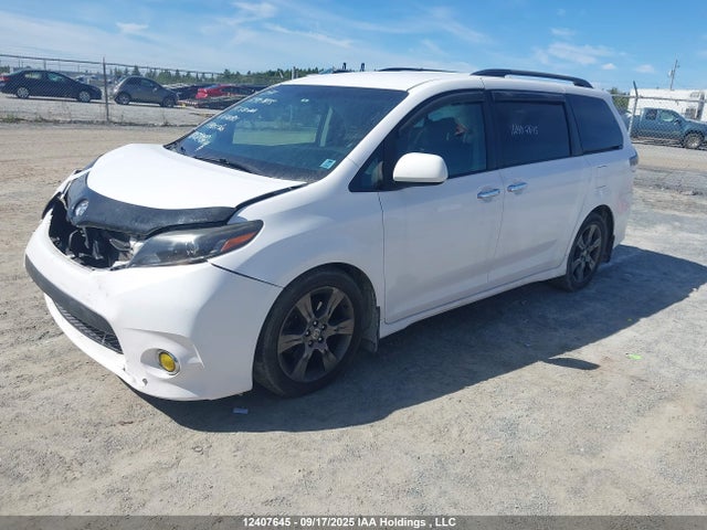 Toyota 2gr-fks 2015 5TDXK3DC1FS646801 Image 2