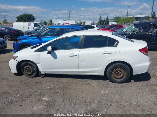 Honda r18z1 2015 2HGFB2F49FH016861 Image 14