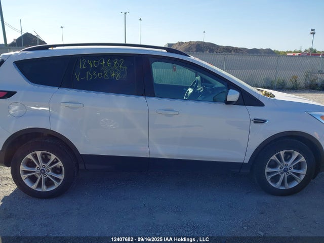 1FMCU9G94HUD30878 Ford 2017