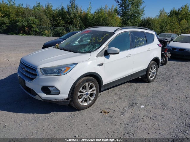1FMCU9G94HUD30878 Ford 2017