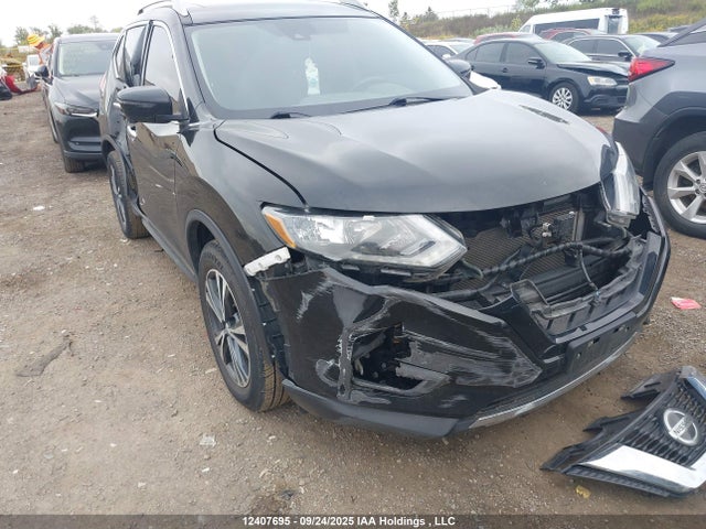 5N1AT2MV1KC742885 Nissan Rogue