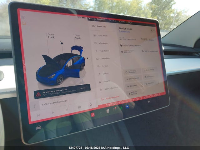 5YJ3E1EAXPF560335 Tesla MODEL 3