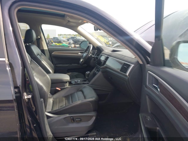 1V2RR2CA8KC581860 Volkswagen fsi