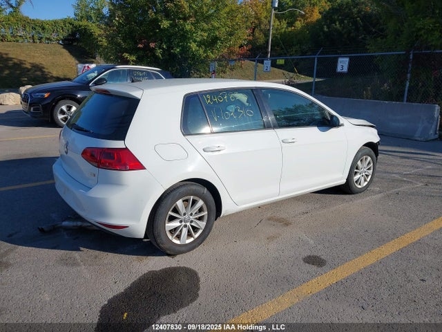 3VW217AU4FM102310 Volkswagen Golf