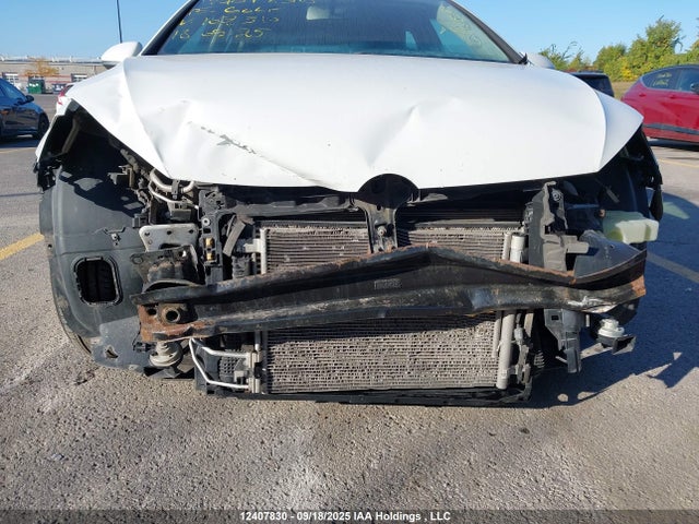 3VW217AU4FM102310 Volkswagen Golf