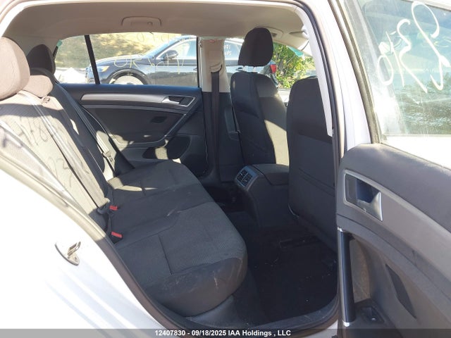 3VW217AU4FM102310 Volkswagen Golf