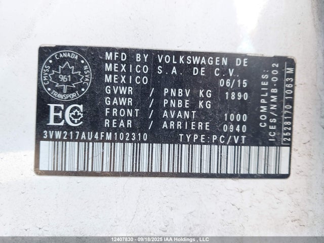 3VW217AU4FM102310 Volkswagen Golf