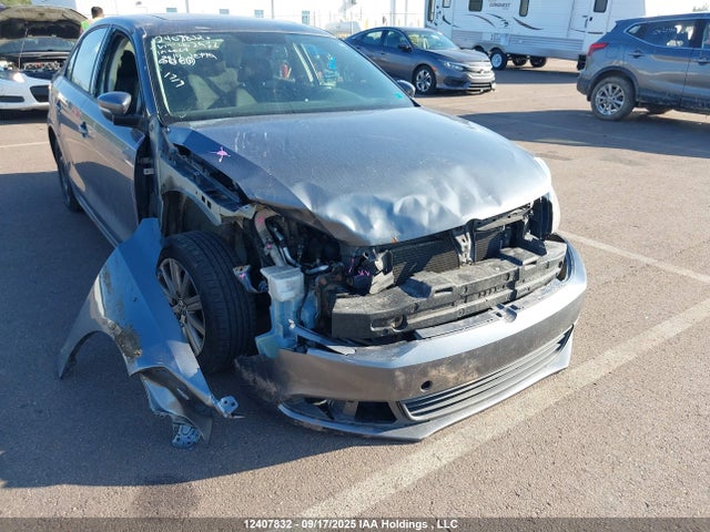 3VWDK7AJ7EM402952 Volkswagen Jetta