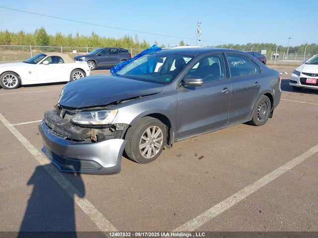 3VWDK7AJ7EM402952 Volkswagen Jetta