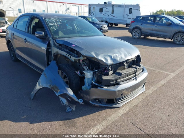 3VWDK7AJ7EM402952 Volkswagen Jetta