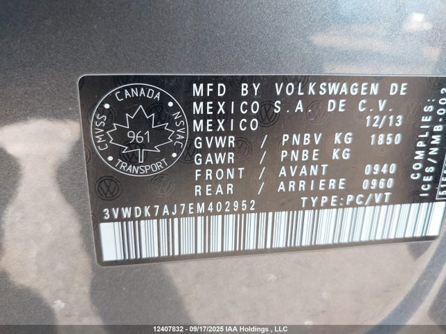 3VWDK7AJ7EM402952 Volkswagen Jetta