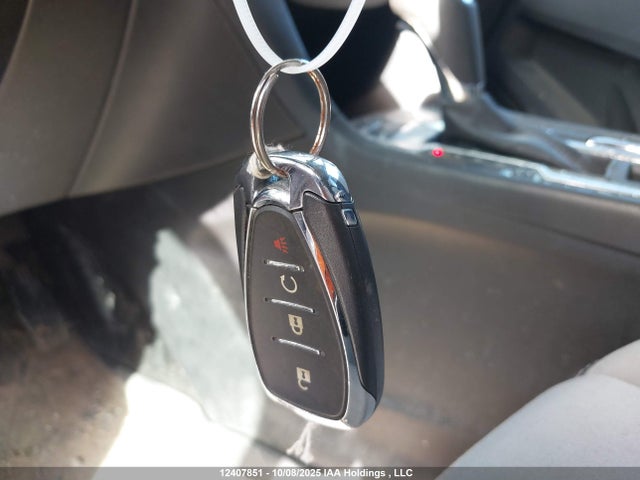 2GNAXUEV9M6127538 Chevrolet lyx