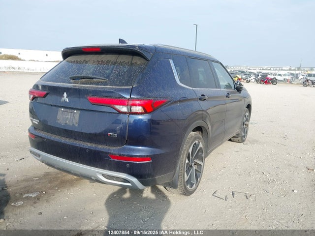 JA4J4UA82PZ615086 Mitsubishi Outlander